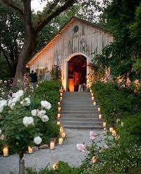 20 Gorgeous Walkway Ideas Leading Guests To Your Wedding Event Elegantweddinginvites Com Blog Candle Lit Walkway Outdoor Wedding Dream Wedding