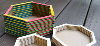 Use popsicle sticks and glue to create stunning mid century cara membuat kerajinan dari bahan ini juga tergolong mudah. 100 Kerajinan Dari Stik Es Krim Yang Mudah Dibuat