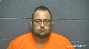 Eric Penwell's Instagram, Twitter & Facebook