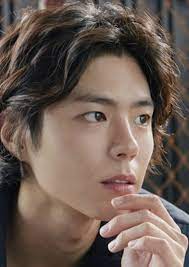 Park bo gum is a south korean actor, singer and musician currently with blossom entertainment. Chuuus Park Bo Gum He Really Suit His Long Hair Facebook