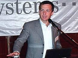 Rendesen összegyűltek a fellegek a feje felett, ráadásul élettársa is látványos visszavonulót fújt. Cikkunk Nyoman A Bkv Felmondta A Buszberleti Szerzodest Az Offshore Hatteru Ceggel Mfor Hu