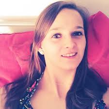 Amber Beecham's Instagram, Twitter & Facebook