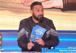 The best gifs are on giphy. Non Mais Je B Ise Quand Meme La Sortie De Bernard Montiel Dans Tpmp Qui A Choque Cyril Hanouna