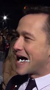 Hollywood vs Broadway with Joseph Gordon-Levitt!