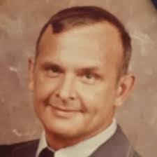 Hank Douglas's Instagram, Twitter & Facebook