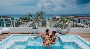 We stayed all inclusive and the bar staff, who were always busy and efficient remembered your favourite drinks and. The Reef 28 Adults Only All Suites Optional Gourmet All Inclusive Playa Del Carmen Ab 148 Agoda Com