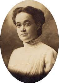 Hazel Dunham's Instagram, Twitter & Facebook