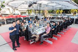 Now you can because the dinner in the sky experience is heading to penang after making its malaysian debut in kuala lumpu. Kee Hua Chee Live Kronenbourg 1664 Rules Dinner In The Sky In Penang At 32 Mansion So Make A Beeline To Dine 150 Feet Up In The Air With Great Sea And