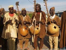 African Postman: Mali Is In Peril, But Its Music Will Survive | Petchary's  Blog