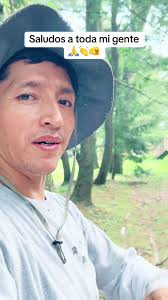 Saludos a toda mi gente: Conectando Creadores