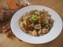 8 minuti ingredienti:sfarinato di farro* italiano*) biologico. Pasta Di Farro Con Verdure Ricetta