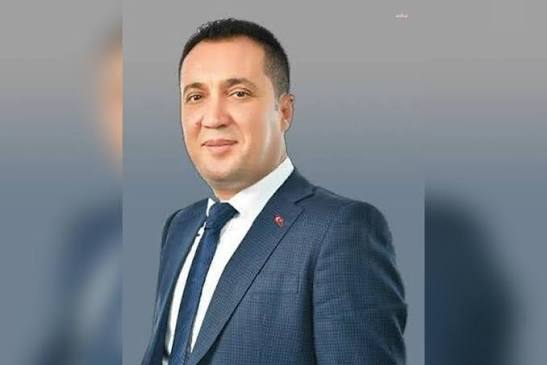ARTIK BU SON OLSUN! İmamoğlu İlçe Belediye Başkanımız Kasım KARAKÖSE beye yapılan menfur saldırıyı şiddetle kınıyoruz. Belediye başkanı arkadaşlarımıza karşı sık sık saldırılar olmaktadır. Her türlü baskı ve yıldırma taktiklerine karşı başkanlarımızın