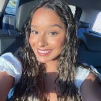 Candice Gill's Instagram, Twitter & Facebook