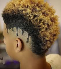 On the sides, the hair level is maintained very low. 12 Trendiest Mohawk For Black Boys To Try In 2021