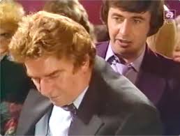 1643-1647 Hilda Ogden reproche sa misérable vie à Stan