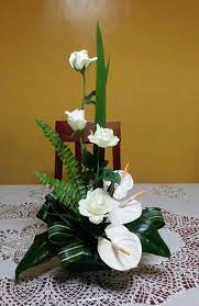 Elegance White Roses Flower Arrangements White Anthurium My Arrangement Flower Arrangements Simple Creative Flower Arrangements Tropical Floral Arrangements