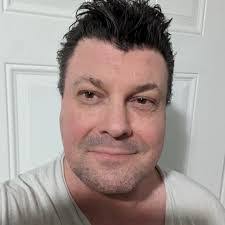 Doug Wentz's Instagram, Twitter & Facebook