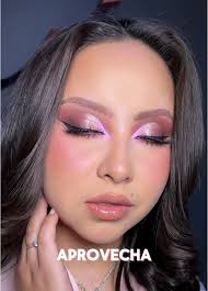 Taller de Automaquillaje: ¡Lleva tu Makeup al Siguiente Nivel!