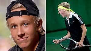 Leo and bjorn borg in a pose for their sponsor, italian sports brand fila, taken last year. Borg S Son Leo Bags Swedish U 16 Title Saudi Gazette