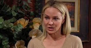 Les feux de l'amour en avance : Le choix de Sharon après la mort de Rey  (Résumé et replay de l'épisode du lundi 4 novembre 2024 sur TF1)