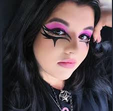 Who is the mystery Christmas figurine?