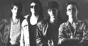 Los Enanitos Verdes Es Una Banda De Rock Argentina Formada En 1979 En La Ciudad De Mendoza Argenti Music Is What Feelings Sound Like Music Artists Tune Music
