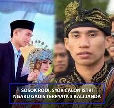 SOSOK Rodi, Sudah Belikan Barang Mewah Untuk Nur, Syok Calon Istri Ngaku  Gadis Ternyata 3 Kali Janda Baca selengkapnya di  https://medan.tribunnews.com/2025/06/25/sosok-rodi-sudah-belikan-barang-mewah-untuk-nur-syok-calon-istri-ngaku-gadis-ternyata-3  ...