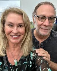 Here are some of the great fans I met this weekend at the Living Dead  weekend ..what a great event and we had such an exciting time. Hope to meet  you again. |