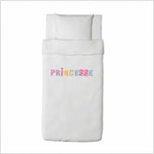 Pour les petites filles, les housses de couette princesse proposent des parures de lit à motif de princesse pour la plus grande joie des fillettes. Housse Couette Princesse Lili Pouce Stickers Appliques Frises Tapis Luminaires Lampes Suspensions Enfant