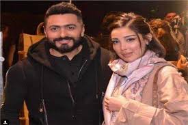 تامر حسني وزوجته بسمة بوسيل خطفا الأنظار أمس بعد حضورهما إحدى المناسبات مع عدد من أصدقائهم، وتداول الجمهور عدة فيديوهات رومانسية لهما بجانب فيديو ظهر به تامر حسني وهو يوبخ أحد المعجبين بسبب زوجته. ÙŠØ¸Ù‡Ø± ÙƒØ«ÙŠØ±Ø§ Ù…Ø¹ Ø§Ù„ÙØªÙŠØ§Øª Ø³Ø¨Ø¨ Ø·Ù„Ø§Ù‚ ØªØ§Ù…Ø± Ø­Ø³Ù†ÙŠ ÙˆØ²ÙˆØ¬ØªÙ‡ Ø¨Ø³Ù…Ø© Ø¨ÙˆØ³ÙŠÙ„ Ø®Ø§Øµ Ø£Ù‡Ù„ Ù…ØµØ±