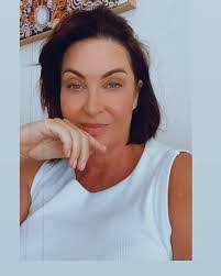 Belinda Porter's Instagram, Twitter & Facebook