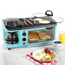 Want more retro kitchen appliances inspiration? 25 Best Retro Kitchen Appliances For 2018 Vintage Inspired Kitchen Appliances