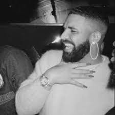 Evelyn Morel's Instagram, Twitter & Facebook