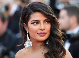 I always knew priyanka chopra had amazing hair, but i didn't realize how incredible it was until i saw it up close and in person. Priyanka Chopra Denies Breaking Lockdown Rules As Notting Hill Hair Salon Visit Was For A Film The Independent