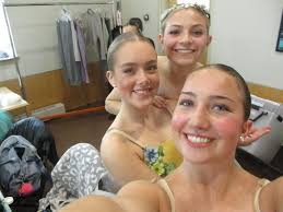 Here is our second senior spotlight: Sadie Smith! 🩰💖 How long have you  been dancing? -I've been dancing for 13 years! How many years have you been  in junior company?