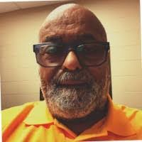 Darryl Givens's Instagram, Twitter & Facebook