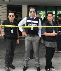 Faizal hussein, farali khan, vanida imran and others. Review Filem Kalla Hidup Atau Mati