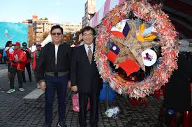 Bahkan tak jarang terjadi acara natal dikemas dalam sebuah acara yang sangat ekklusif, sehingga untuk masuk ke ruangan itu pun perlu membawa undangan khusus. Berita Global Untuk Penduduk Baru Taoyuan Square Menunjukkan Gaya Asean Untuk Merayakan Acara Natal Filipina