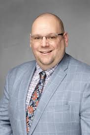 Greg Wisniewski's Instagram, Twitter & Facebook