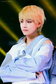 Quan hiểu đồng tự tin tái hiện điệu múa huyền thoại của chương tử di nhưng không được lòng người xem. 10 Láº§n V Bts Cute Máº¥t Mau NhÆ° BÆ°á»›c Ra Tá»« Truyá»‡n Tranh Topsao