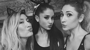 ariana throwbacks (@tbsagb)