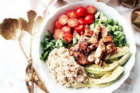6 Idees De Recettes Pour Te Faire Un Bon Poke Bowl A La Maison Nightlife Poke Bowl Recipe Healthy Recipes Food