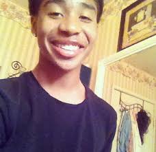 I LOVE THIS NEW UPDATE SM! You never wanted to come to the damn party. The  string lights, the champagne towers, the shallow conversations bouncing  around a luxury hotel ballroom—it all felt