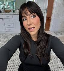 Carissa Webb's Instagram, Twitter & Facebook