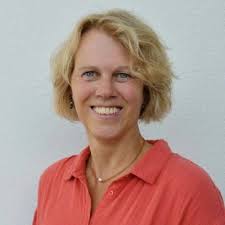 Bij deze stel ik u graag voor aan de man die mij gemotiveerd en  geïnspireerd heeft om aan de slag te gaan met AI. De man die altijd met mij  meedenkt en