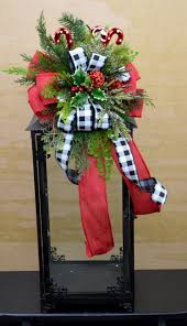 Black And White Checkered Christmas Decorations Black And White Buffalo Plaid Lantern Swag Christmas Lantern Centerpiece Hoilday Gi Lanterns Centerpieces Christmas Christmas Lanterns Christmas Centerpieces