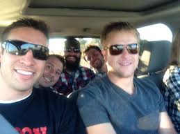 Aaron Hohulin's Instagram, Twitter & Facebook