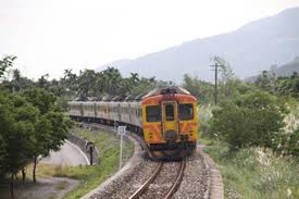 Aug 27, 2021 · 影音中心／劉又瑋報導台鐵最新購入的emu3000型城際列車，7月底抵台後已於近日進行試車，最快預計在年底投入營運作為自強號使用，初期以服務. å°éµæ±éƒ¨å¹¹ç·šå‚æ™šèµ·éƒ¨åˆ†åœé§› è¯äººå¥åº·ç¶²