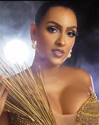 Amazing! Ostrich cake made from giant eggs 📷 😘 🎗️ 🎏 💗 😡  #TruthUnveilingStory #AdventureBound #InstaGood #ShatteredTrustInFamily