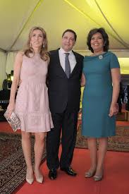 Hoje em dia detém mais de 30 empresas em diferentes áreas, nomeadamente presidente do grupo mystic invest, é mais conhecido como ceo da douro azul, empresa líder de cruzeiros fluviais em portugal. Douro Azul Paula Paz Dias Mario Ferreira E Laura Ferreira Facebook
